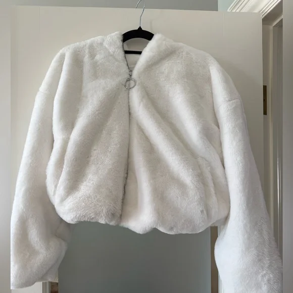 Topshop Ivory Faux Fur Coat - Picture 1 of 5